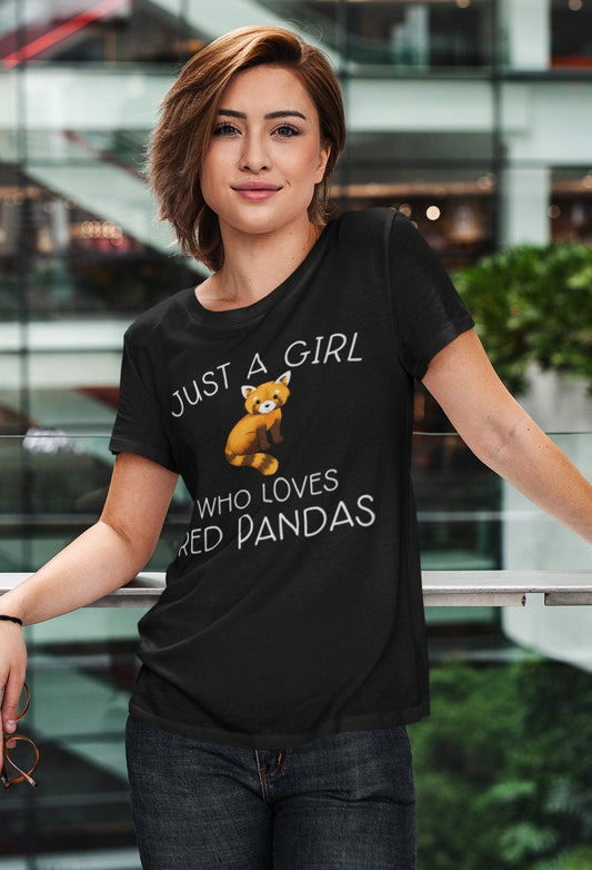 Red panda t-shirt -  Just a boy/girl who loves red pandas - black