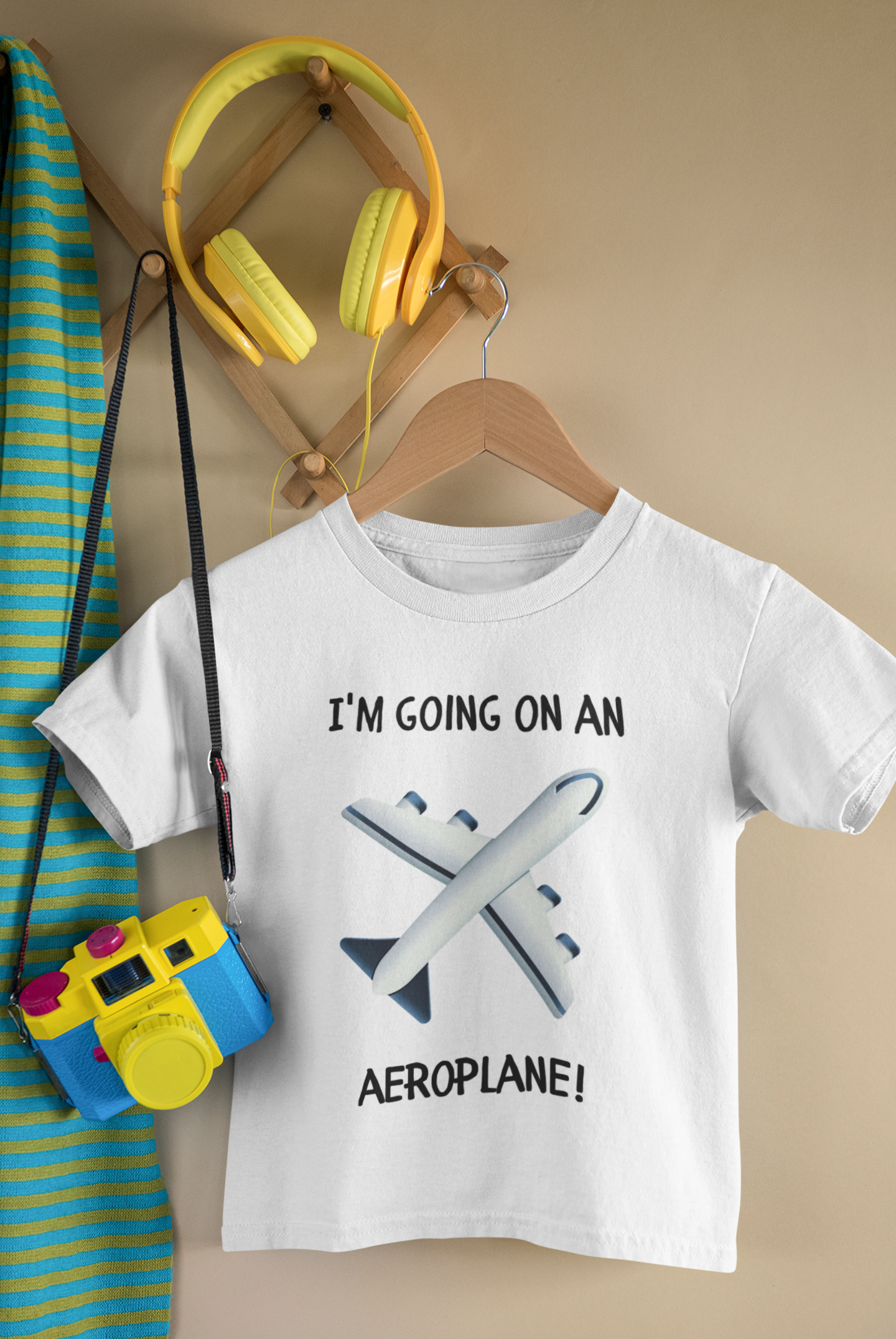 Childs holiday t-shirt - I'm going on an aeroplane